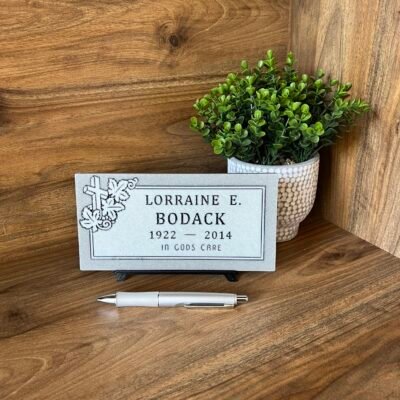 Memorial Mini of a headstone