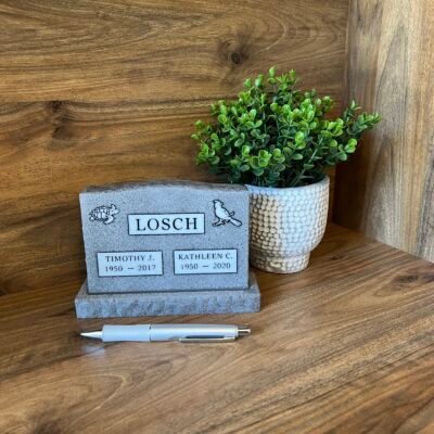 Memorial Mini of a headstone